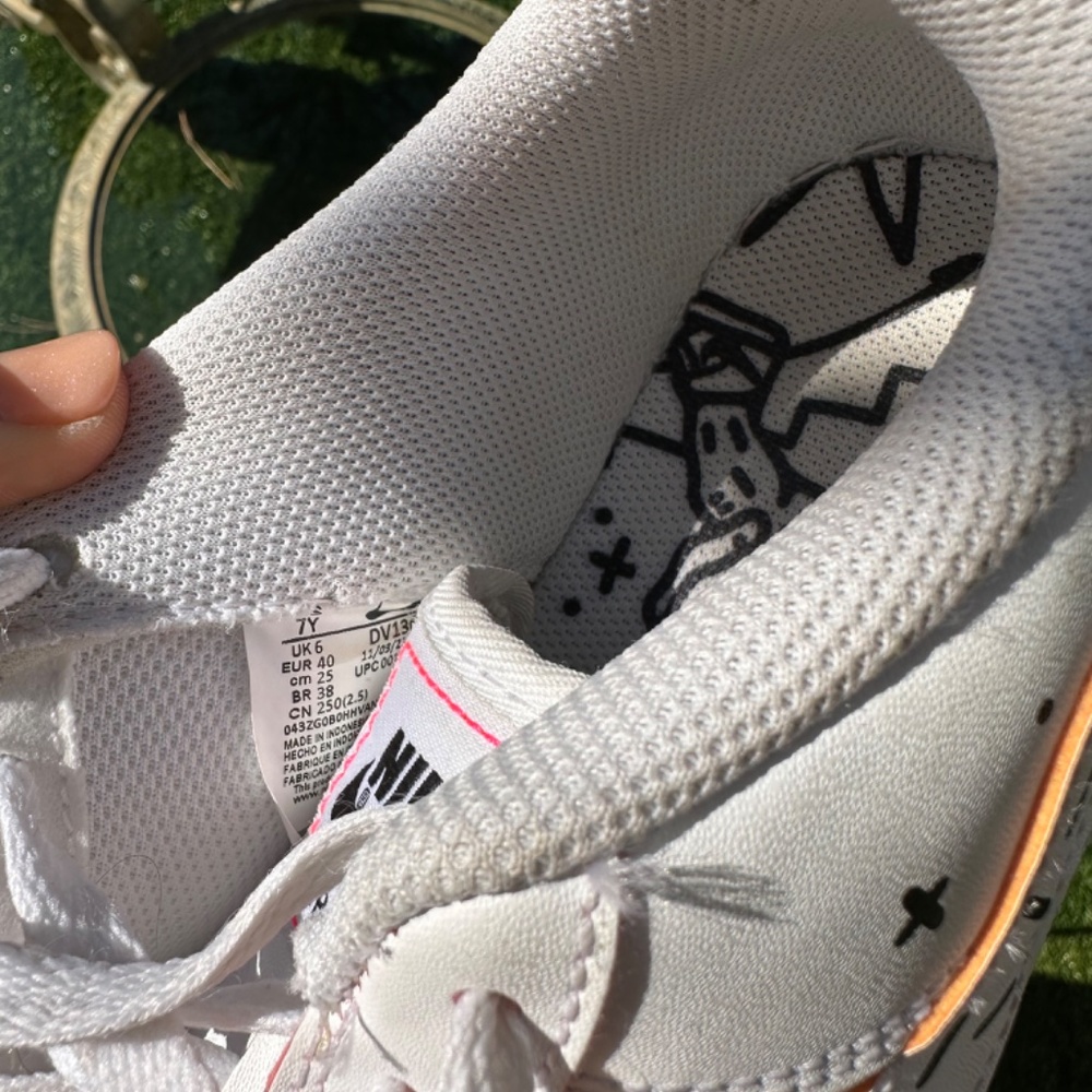 Adorable Nike Airforce - Picture 2 of 5